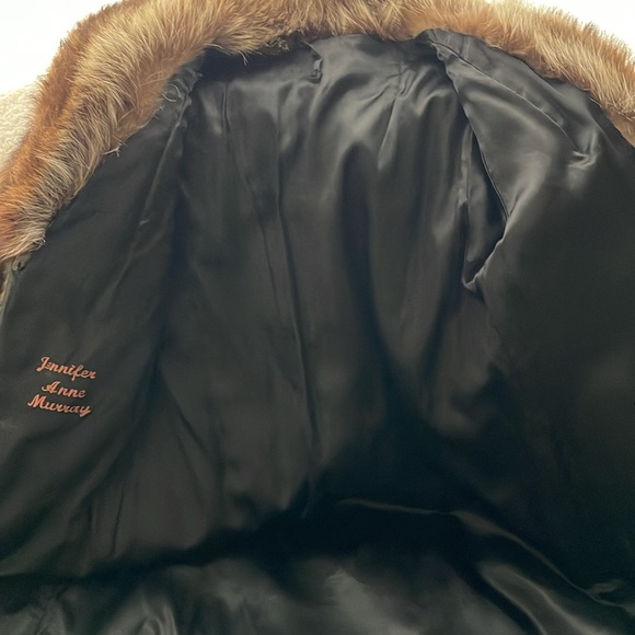 High Quality Vintage Women's Raccoon Ladies' Long Fur Coat - Size Small - Picture 12 of 17